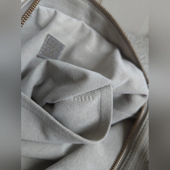 Louis Vuitton Neo Cabby MM Grey Vintage Denim Shoulder Bag - Picture 3 of 10